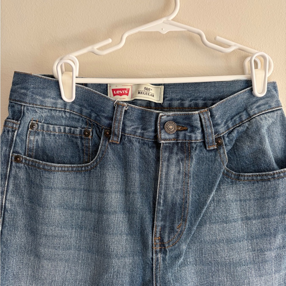 Levi's 505 Classic Straight Blue Jeans - Picture 3 of 5
